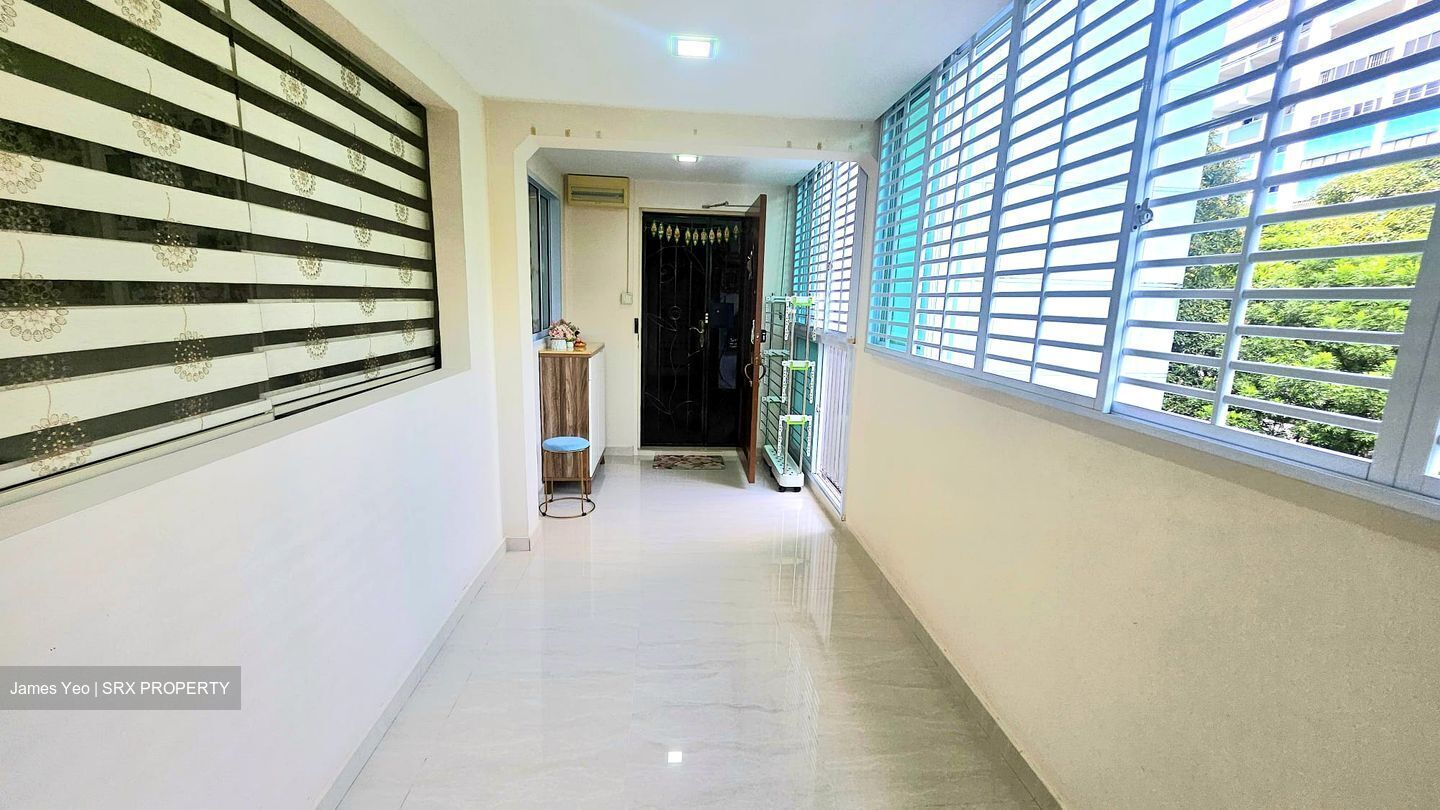 Blk 818 Woodlands Street 82 (Woodlands), HDB Executive #571791371